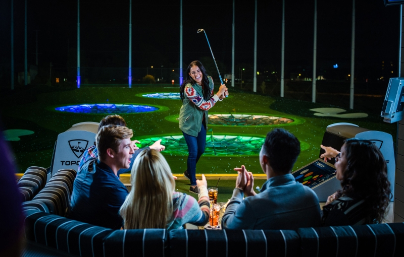 Swinging in 2020 at Topgolf - Casiola