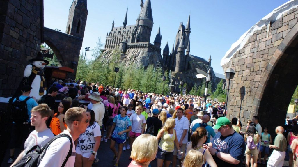 wizarding world harry potter crowds april 2 2012 842 oi