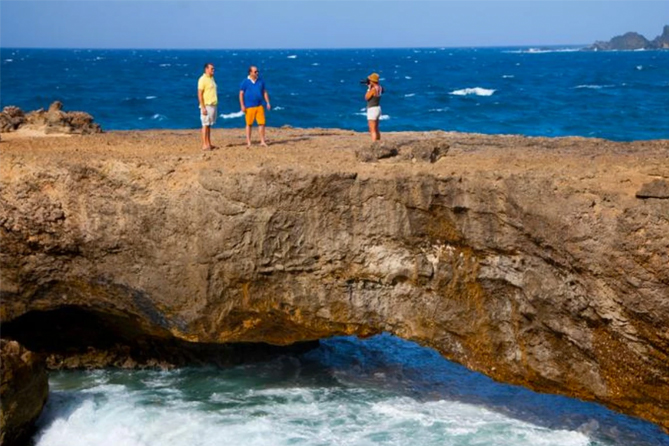 Aruba Island Tour - Baby Natural Bridge & Ruins