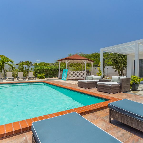 6 top reasons to rent a extraordinary beachfront vacation home in Aruba 6 Villa Marqueza
