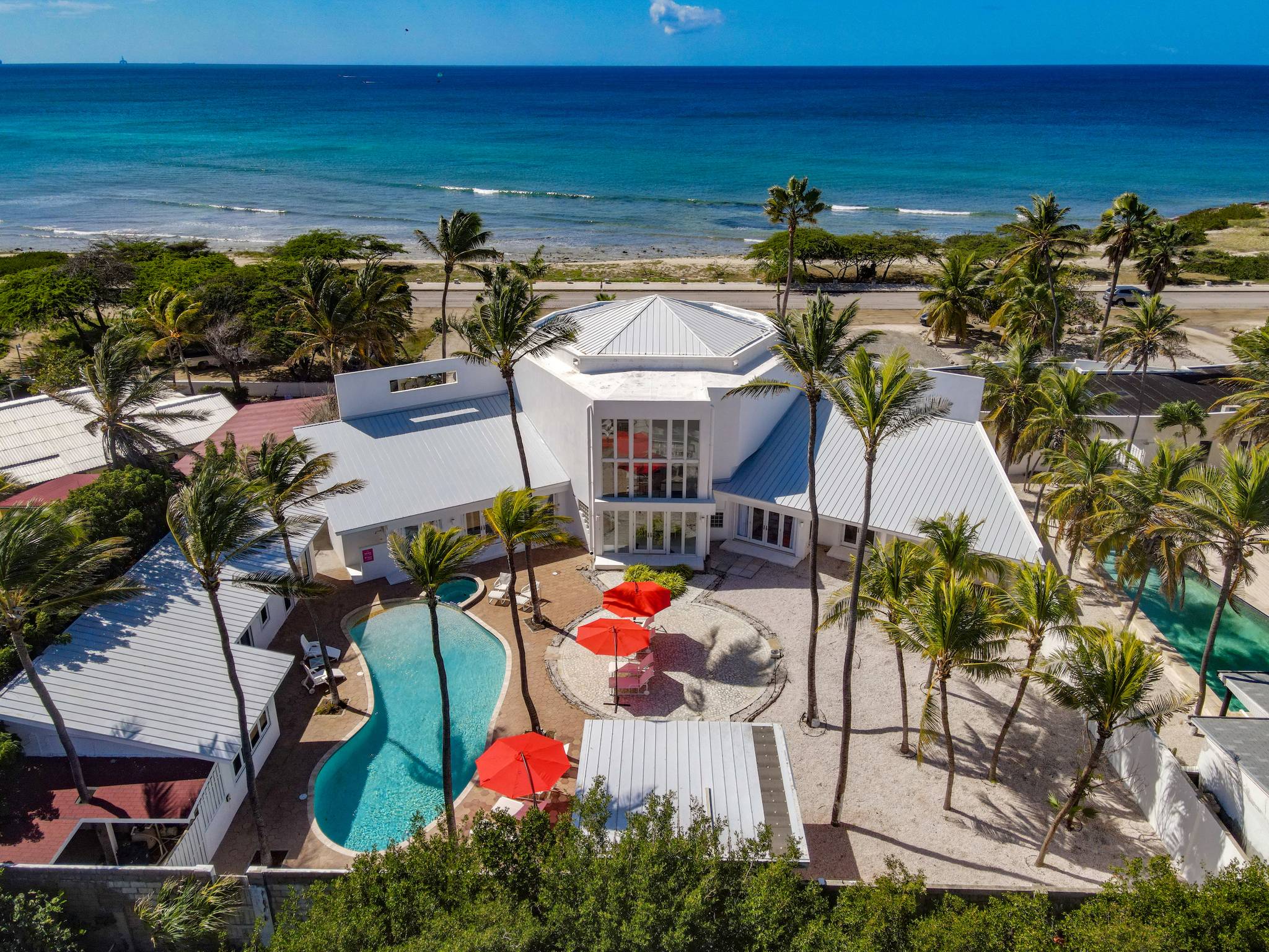 aerial view of vacation home backyard