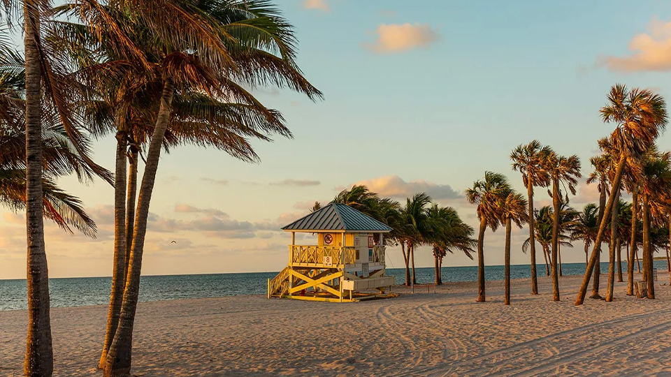 CRANDON BEACH PARK