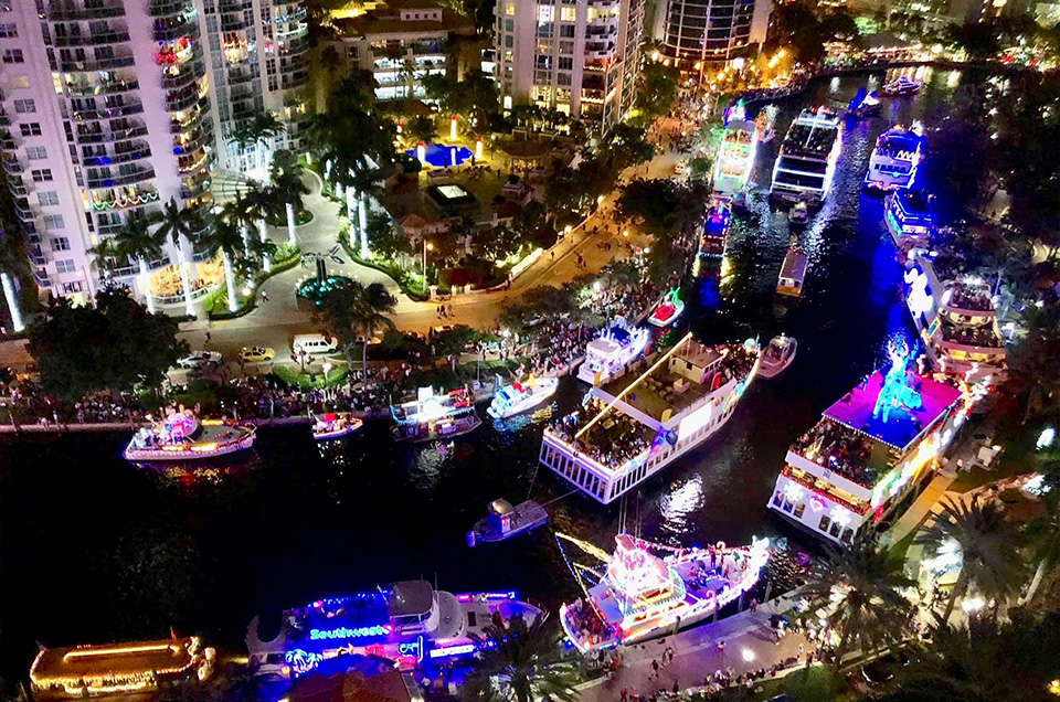 Wintersfest Boat Parade