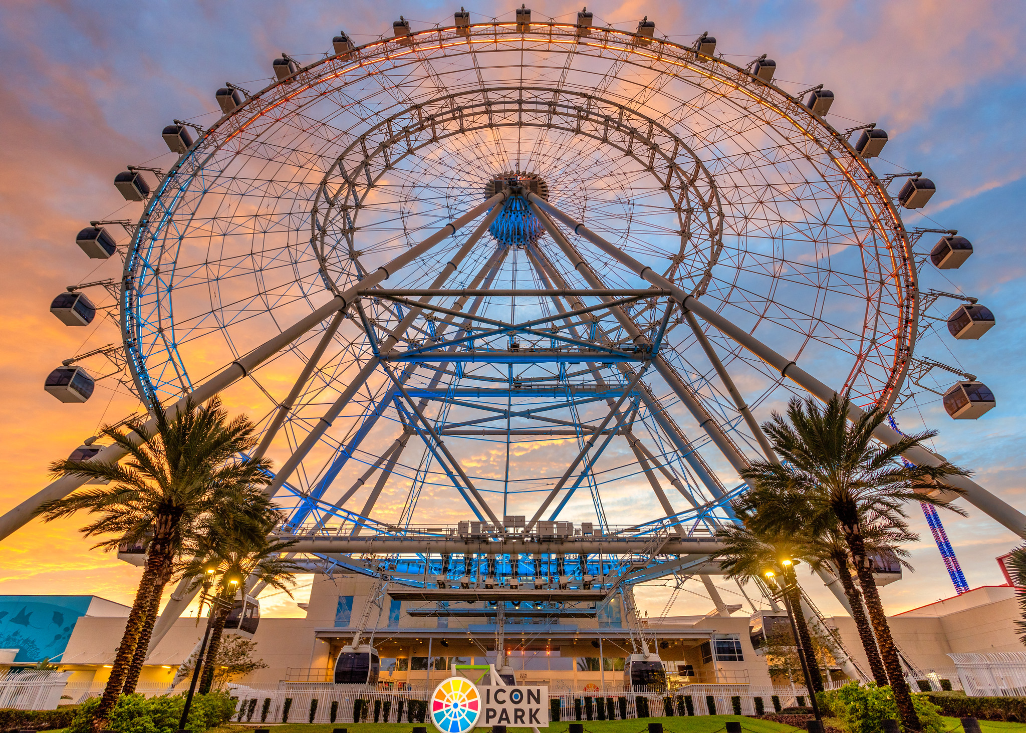 The Wheel Icon Park Day