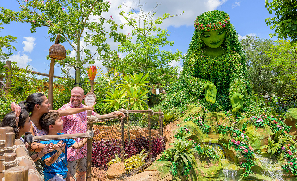 casiola orlando epcot international flower and garden festival 07